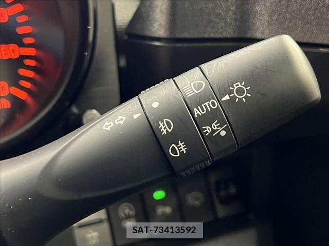 Suzuki JIMNY 2025-04 8413038-28