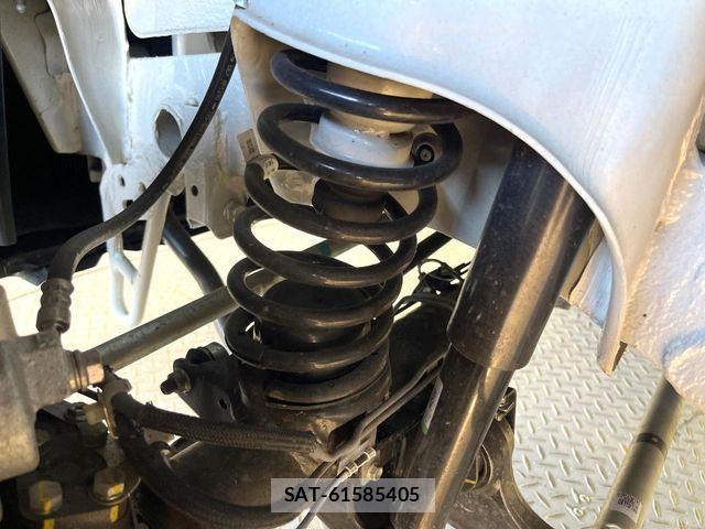 Suzuki JIMNY 2025-07 8413035-17