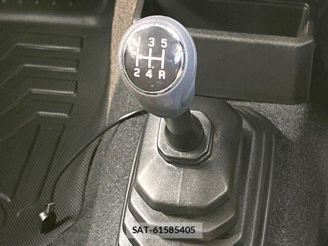 Suzuki JIMNY 2025-07 8413035-3
