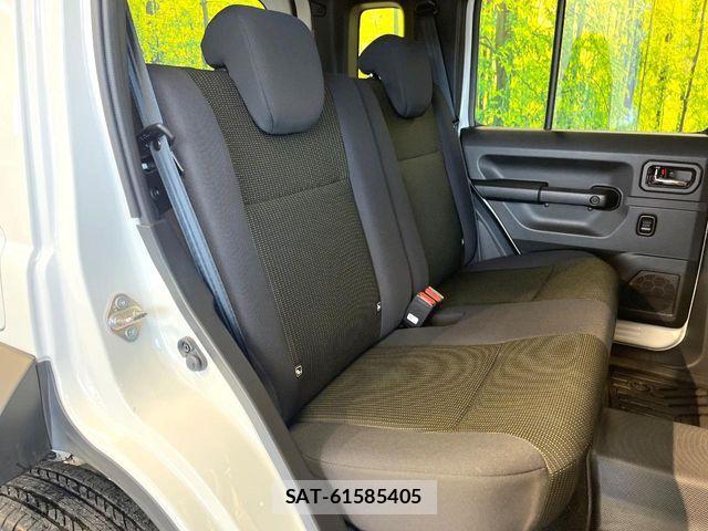 Suzuki JIMNY 2025-07 8413035-8