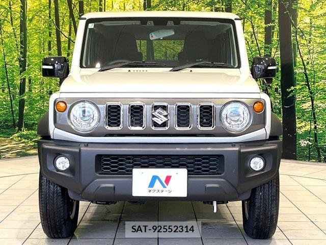 Suzuki JIMNY 2025-07 8438264-13