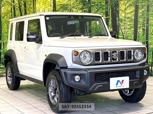 Suzuki JIMNY 2025-07 8438264-15