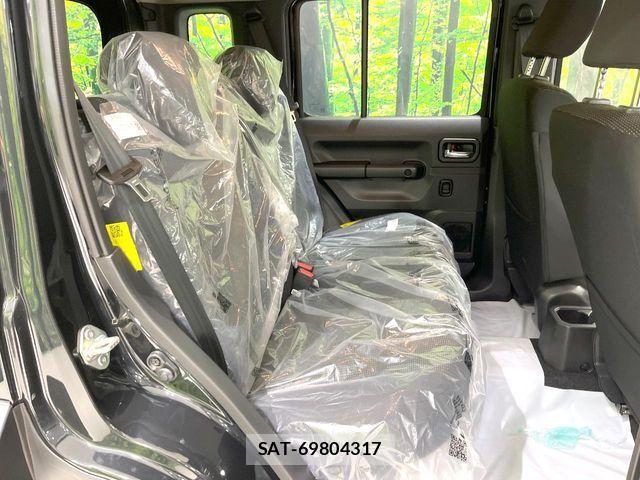 Suzuki JIMNY 2026-07 8457735-9
