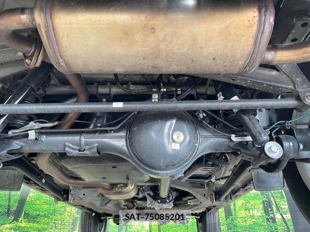Suzuki JIMNY 2025-06 8525359-18