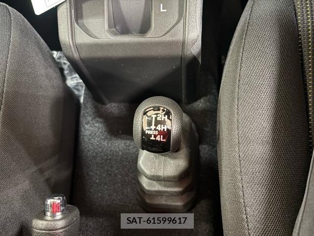 Suzuki JIMNY 2026-05 8562275-27