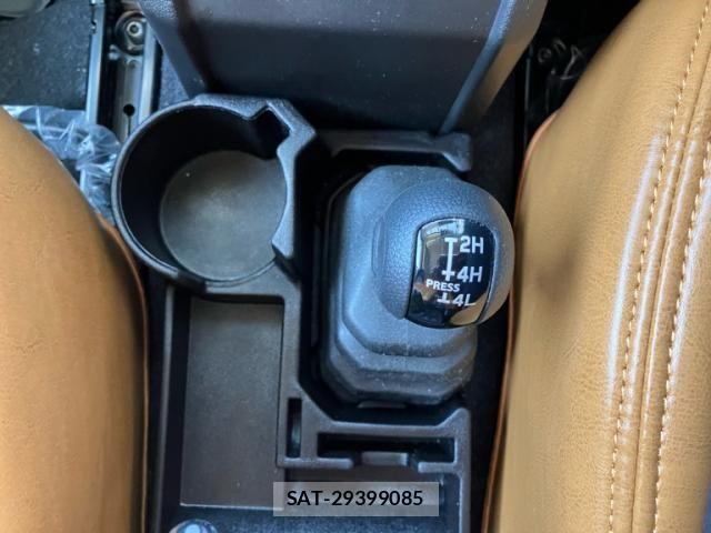 Suzuki JIMNY 2025-05 8562283-16