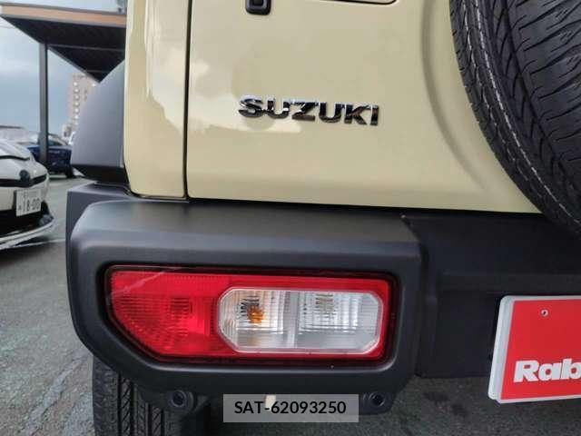 Suzuki JIMNY 2026-07 8562281-21