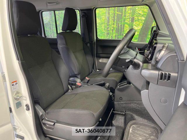 Suzuki JIMNY 2025-04 8627297-7