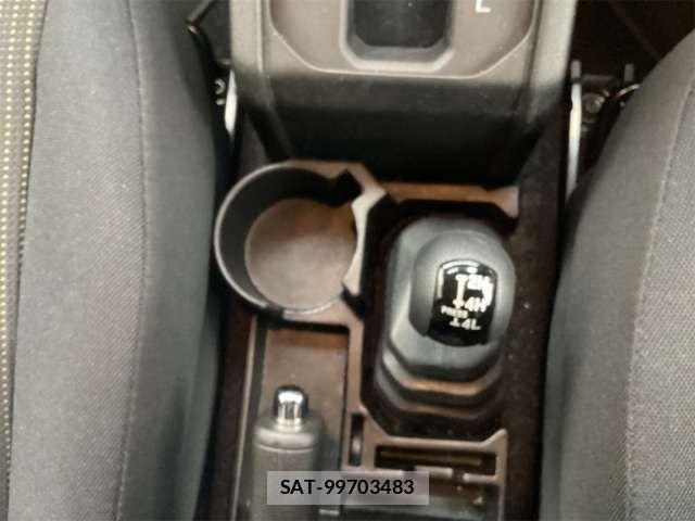 Suzuki JIMNY 2025-10 8627298-10