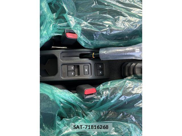 Suzuki JIMNY 2026-04 8627300-10