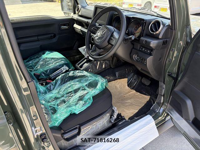 Suzuki JIMNY 2026-04 8627300-5