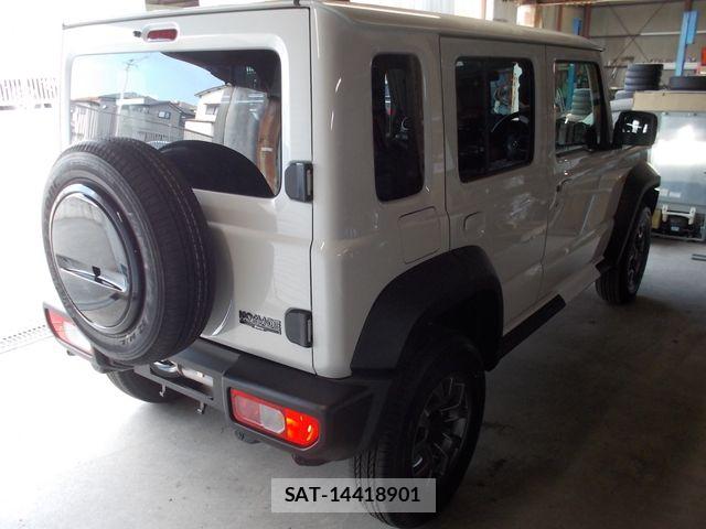 Suzuki JIMNY 2026-06 8627301-4