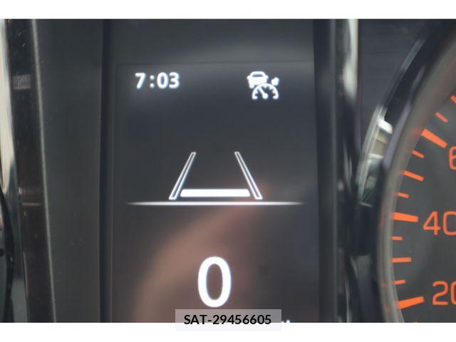 Suzuki JIMNY 2026-08 8659680-18