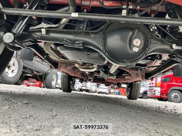 Suzuki JIMNY 2025-10 8659687-6