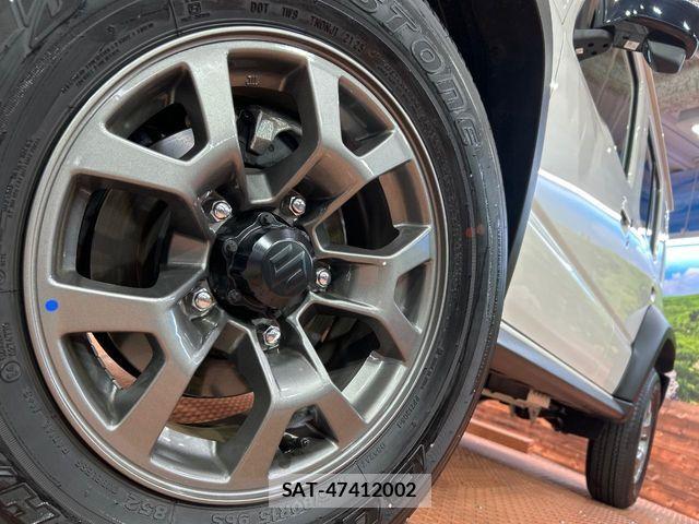 Suzuki JIMNY 2025-10 8666321-12