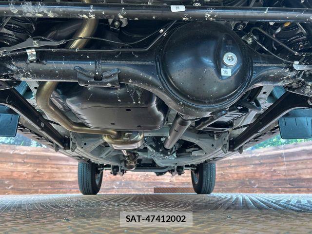 Suzuki JIMNY 2025-10 8666321-18
