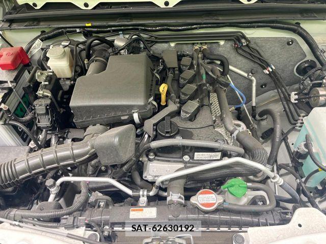 Suzuki JIMNY 2025-10 8685772-17
