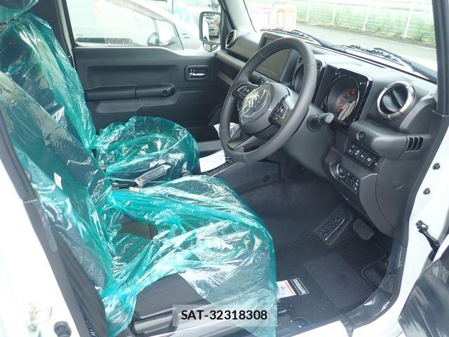 Suzuki JIMNY 2026-08 8743038-4