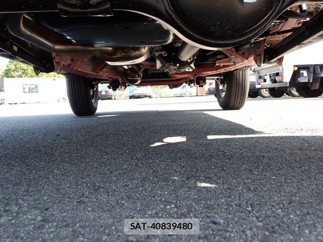 Suzuki JIMNY 2026-06 8743021-12