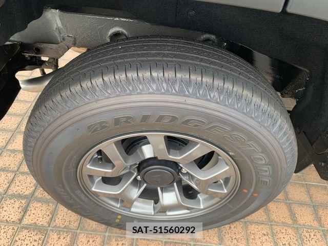 Suzuki JIMNY 2026-08 8743041-23