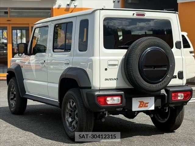 Suzuki JIMNY 2026-08 8743037-12