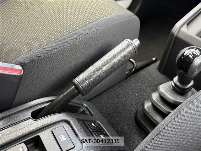 Suzuki JIMNY 2026-08 8743037-28