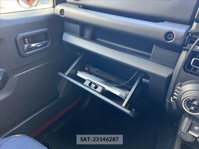 Suzuki JIMNY 2026-06 8780701-16