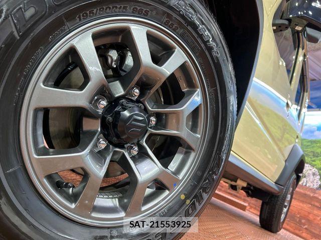 Suzuki JIMNY 2026-07 8780702-12