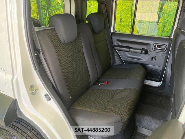 Suzuki JIMNY 2025-04 8829679-9