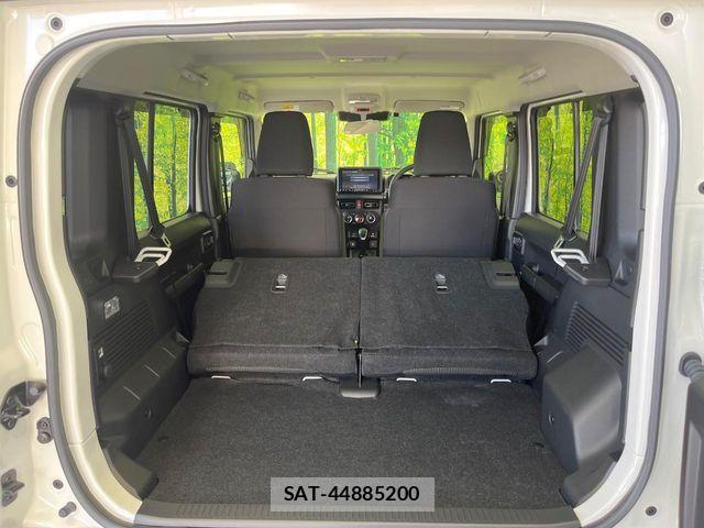 Suzuki JIMNY 2025-04 8829679-10