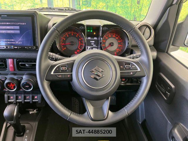 Suzuki JIMNY 2025-04 8829679-11
