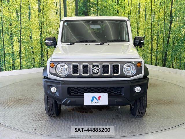 Suzuki JIMNY 2025-04 8829679-14
