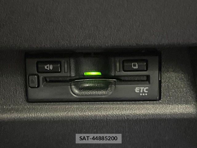 Suzuki JIMNY 2025-04 8829679-6