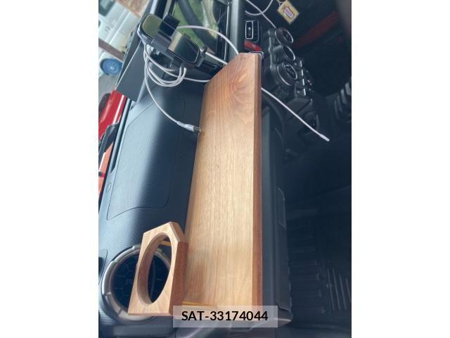 Suzuki JIMNY 2025-10 8829678-18