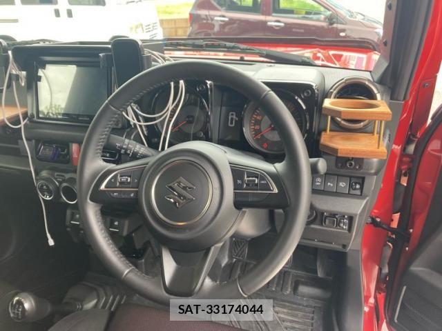 Suzuki JIMNY 2025-10 8829678-19