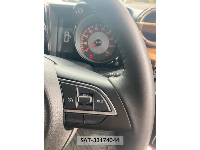 Suzuki JIMNY 2025-10 8829678-21