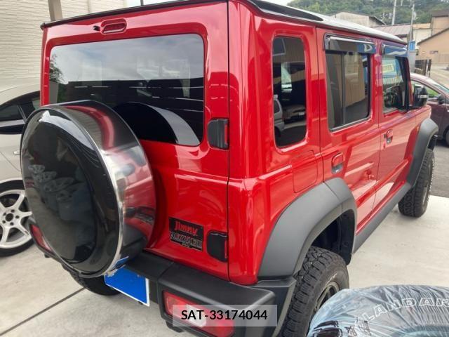 Suzuki JIMNY 2025-10 8829678-3