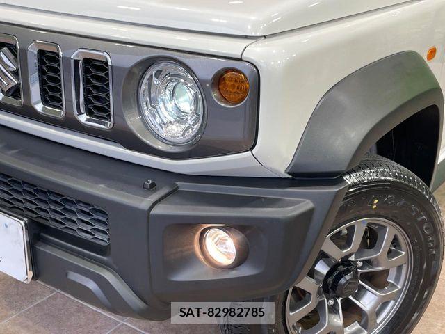Suzuki JIMNY 2025-09 8829674-12