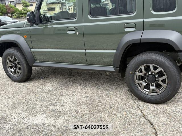 Suzuki JIMNY 2026-06 8829681-9