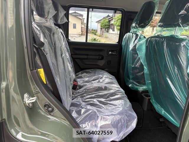 Suzuki JIMNY 2026-06 8829681-20