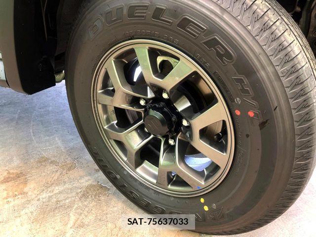 Suzuki JIMNY 2026-08 8829673-12