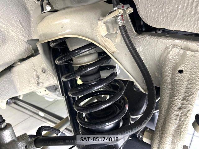 Suzuki JIMNY 2026-04 8849454-19