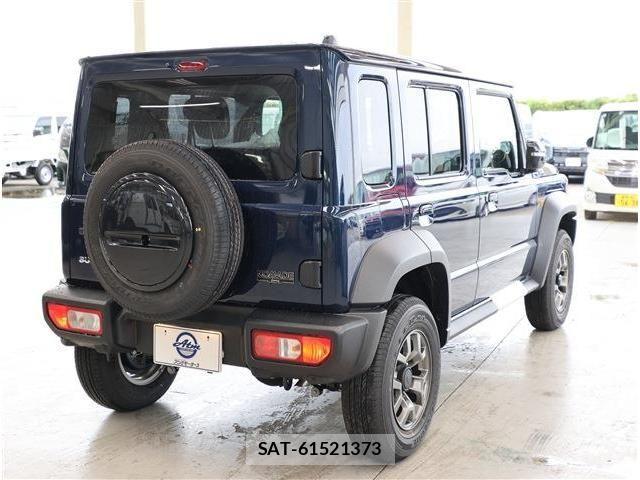 Suzuki JIMNY 2026-05 8871253-3