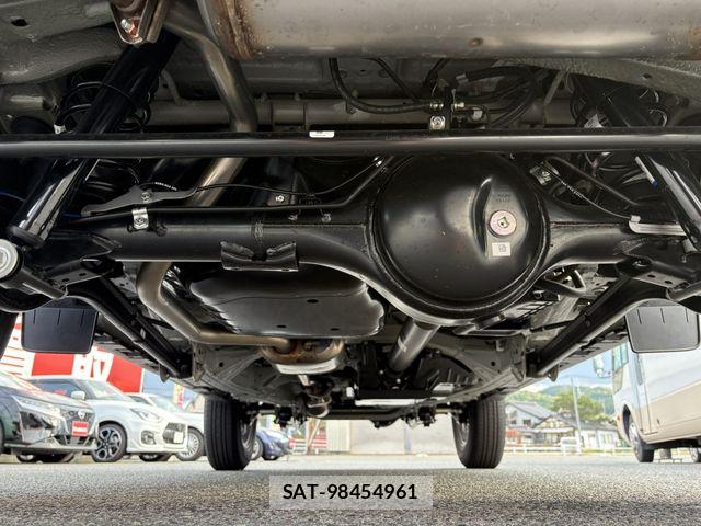 Suzuki JIMNY 2026-07 8880283-14