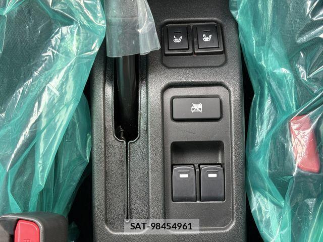 Suzuki JIMNY 2026-07 8880283-26