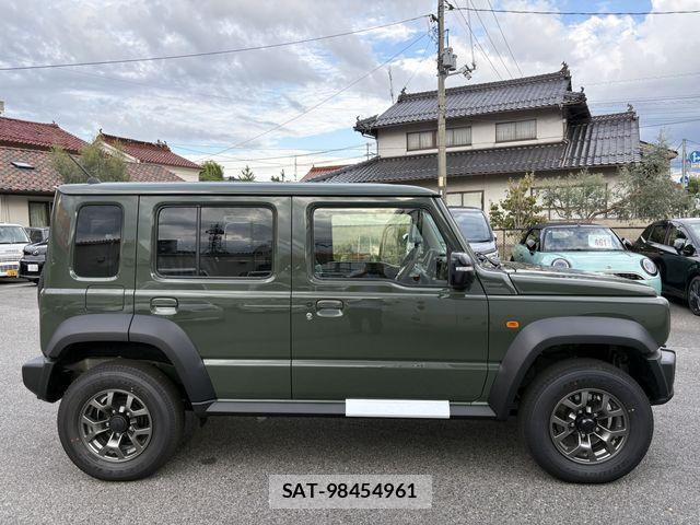Suzuki JIMNY 2026-07 8880283-6