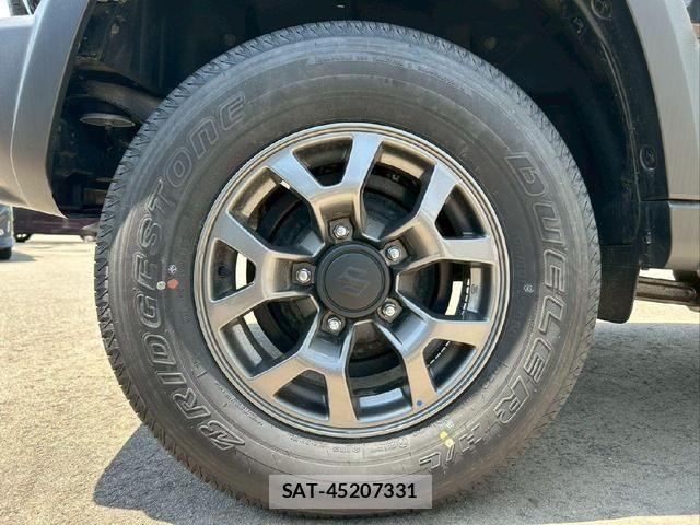 Suzuki JIMNY 2025-10 8880281-12