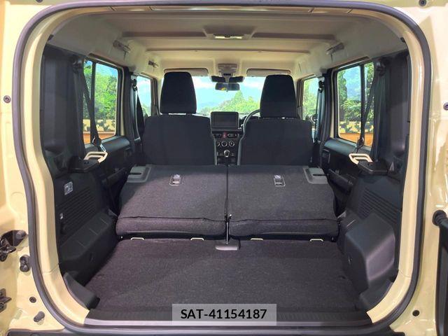 Suzuki JIMNY 2026-06 8880274-11