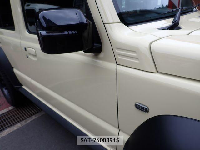 Suzuki JIMNY 2026-04 8880271-6