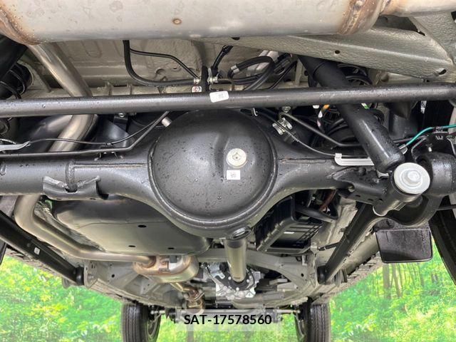 Suzuki JIMNY 2026-04 6815474-18